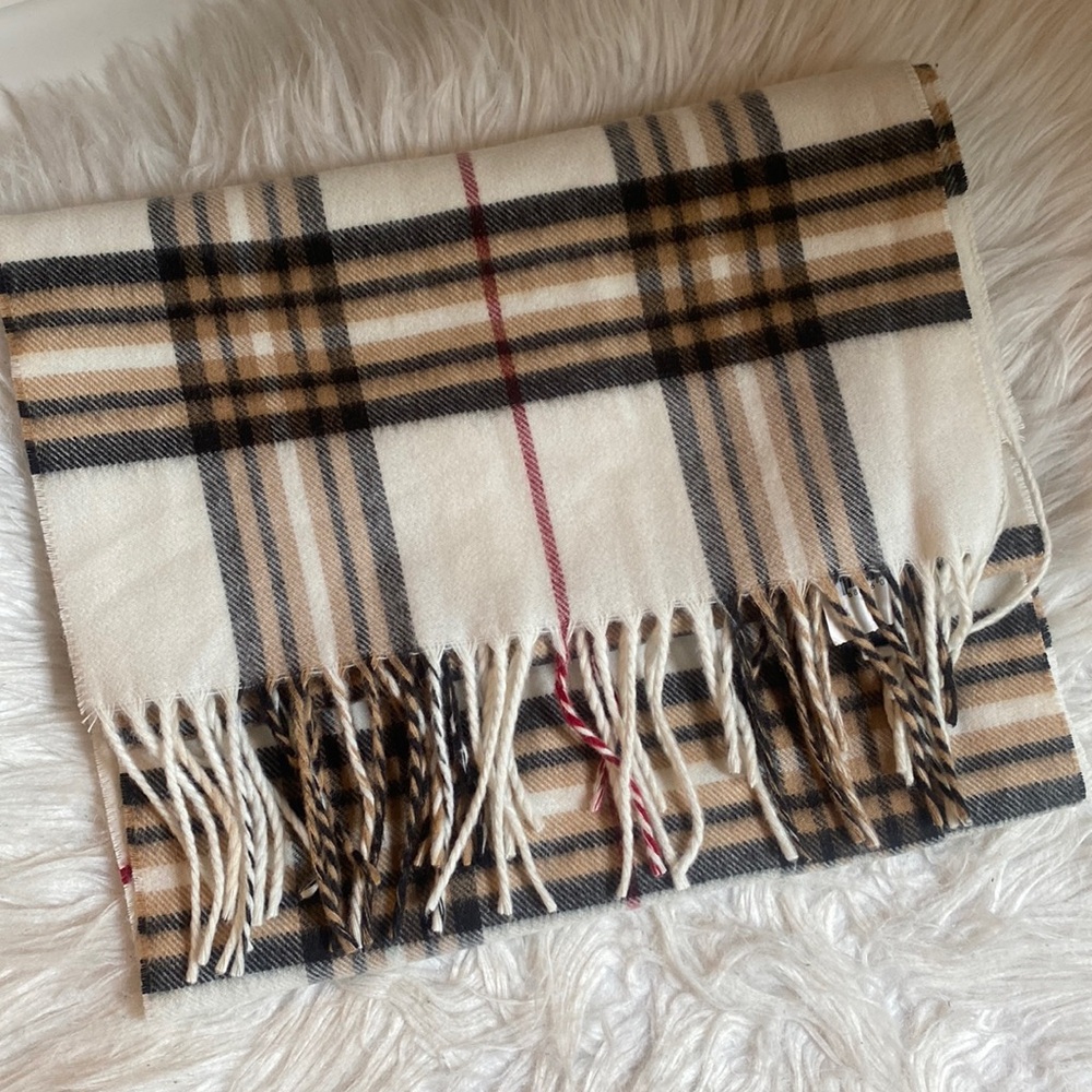 Plaid scarf